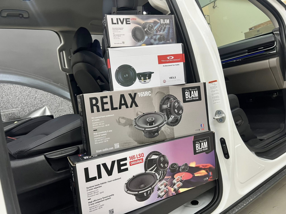 華星車用影音工藝 -新竹竹北車用影音-中華汽車音響